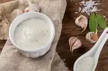 Соус белый чесночный