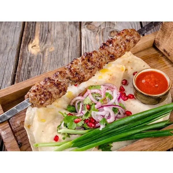 Люля из курицы в лаваше